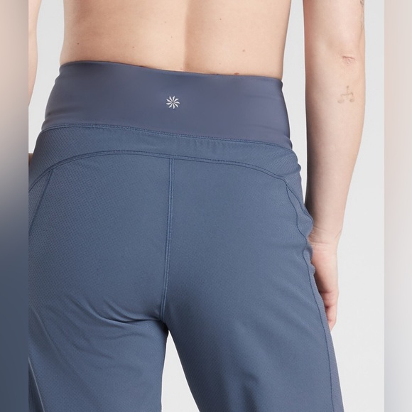 Athleta Distance Jogger In Dobby in navy - Picture 9 of 14